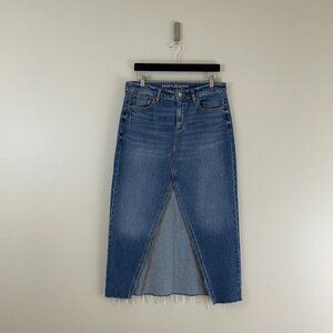 American Eagle Dreamy Drape Low-Rise Denim Maxi Skirt Size 10